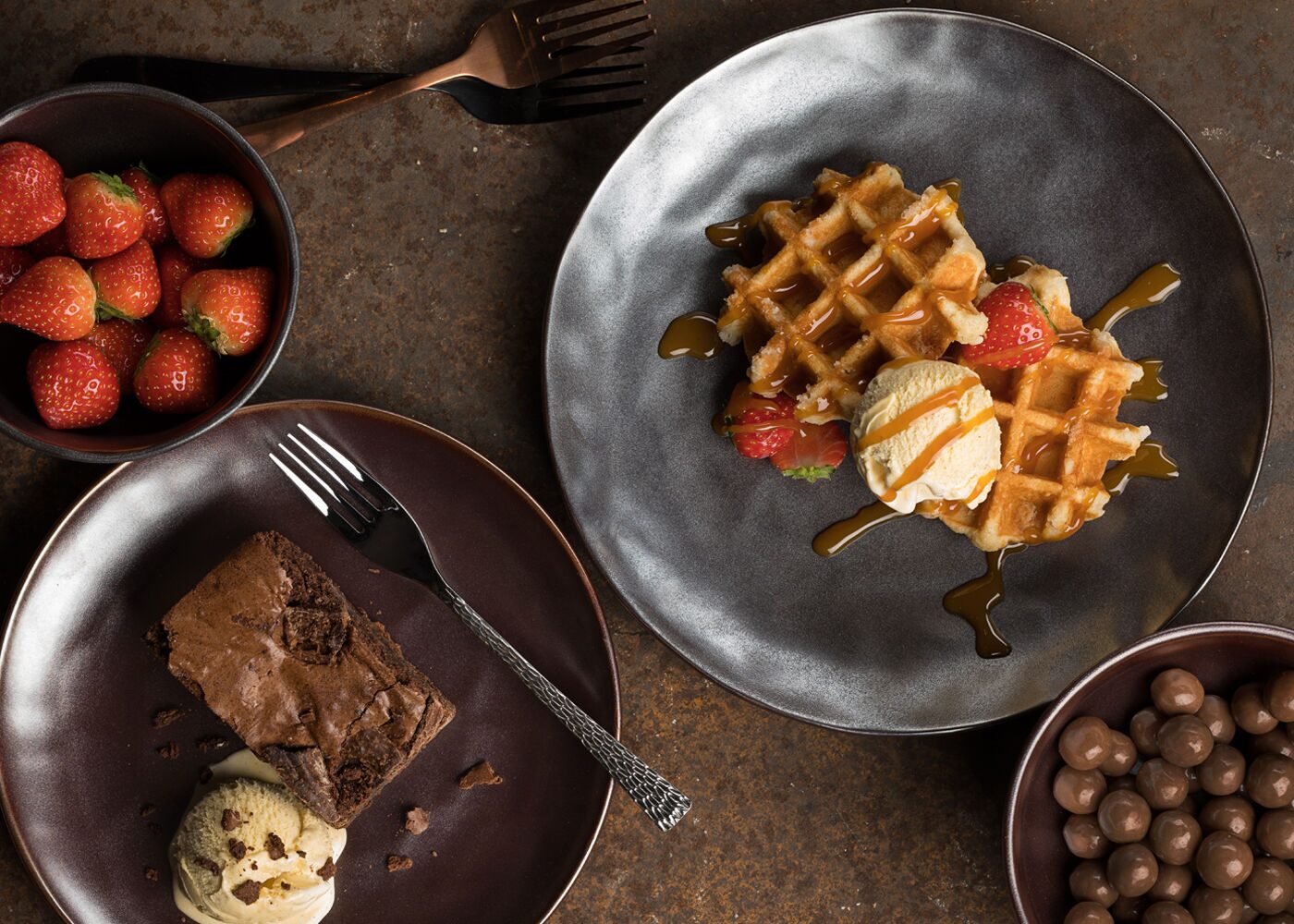 Apollo Bronze Plate 11" (28cm) - Pack of 6 2 Apollo Bronze Plate 11" (28cm) - Pack of 6 - Image 2