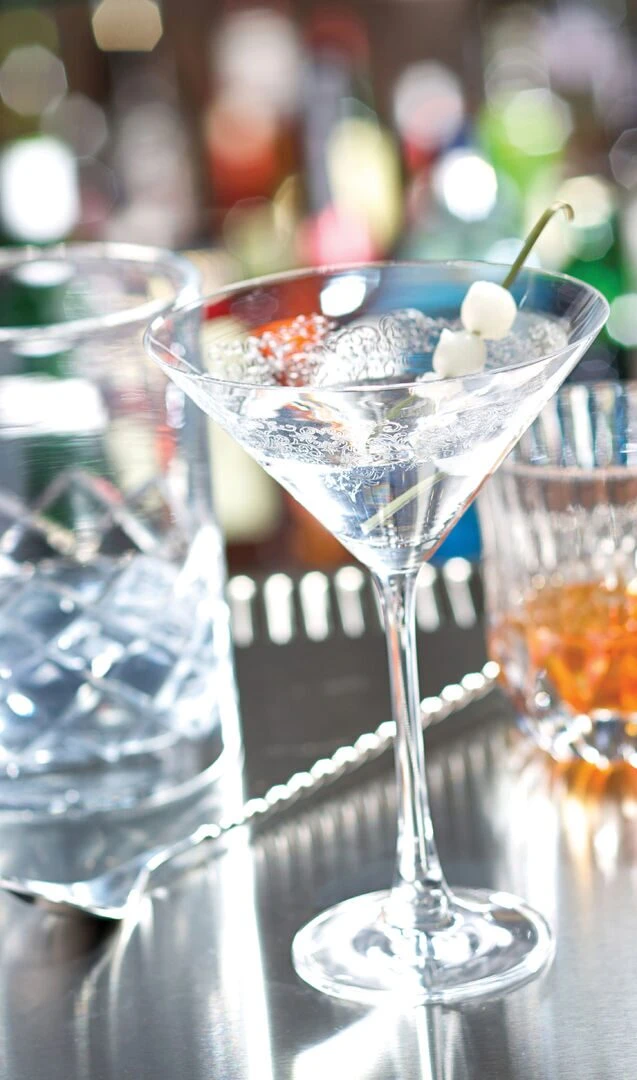 Filigree Martini 7.25oz (21cl) - Pack of 24 2 Filigree Martini 7.25oz (21cl) - Pack of 24 - Image 2