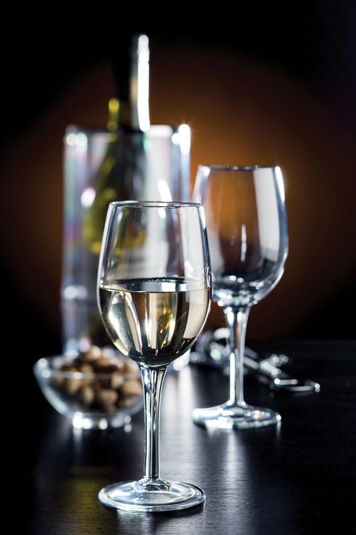 Moda Wine 15.5oz (44cl) - Pack of 12 2 Moda Wine 15.5oz (44cl) - Pack of 12 - Image 2