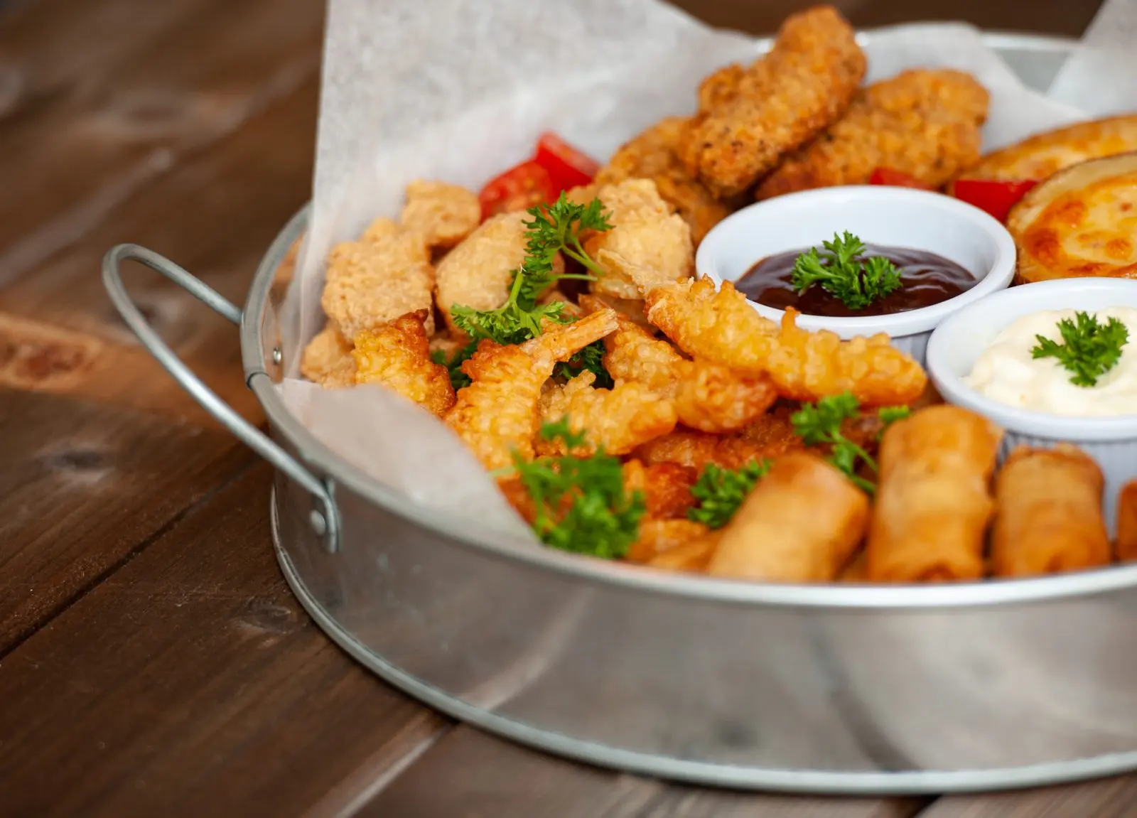 12″ Round Serving Platter Galvanised Tin 2 12″ Round Serving Platter Galvanised Tin - Image 2