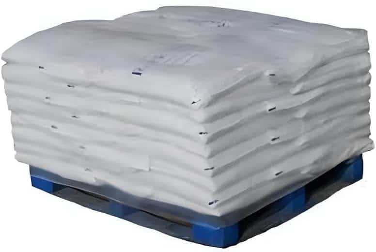 Bag of Salt de-icer for De-Icing Paths, Driveways, and Steps Around The Home or Business - 10 X 25 KG White