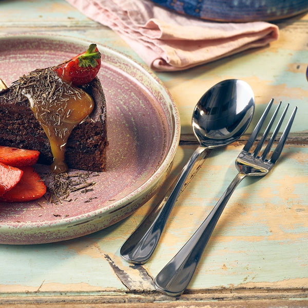 Terra Porcelain Rose Low Presentation Plate 21cm - Pack of 6 2 Terra Porcelain Rose Low Presentation Plate 21cm - Pack of 6 - Image 2