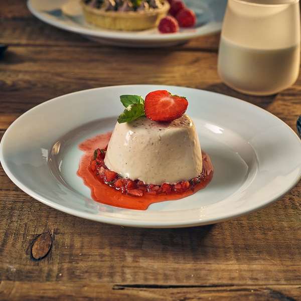 Genware Porcelain Classic Winged Plate 23cm/ 9" - Pack of 6 2 Genware Porcelain Classic Winged Plate 23cm/ 9" - Pack of 6 - Image 2