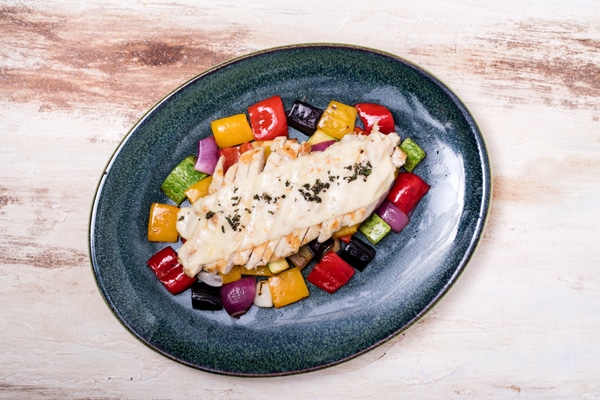 Ore Mar Moove Oval Plate 25cm - Pack of 12 3 Ore Mar Moove Oval Plate 25cm - Pack of 12 - Image 3