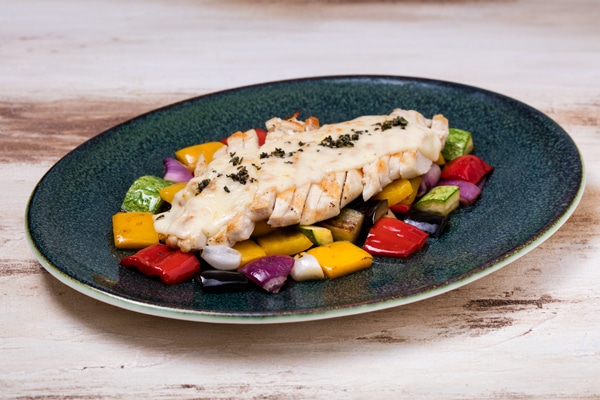 Ore Mar Moove Oval Plate 25cm - Pack of 12 2 Ore Mar Moove Oval Plate 25cm - Pack of 12 - Image 2