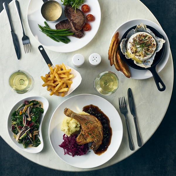 Genware Porcelain Crescent Salad Dish 20cm/ 7.75" - Pack of 6 2 Genware Porcelain Crescent Salad Dish 20cm/ 7.75" - Pack of 6 - Image 2