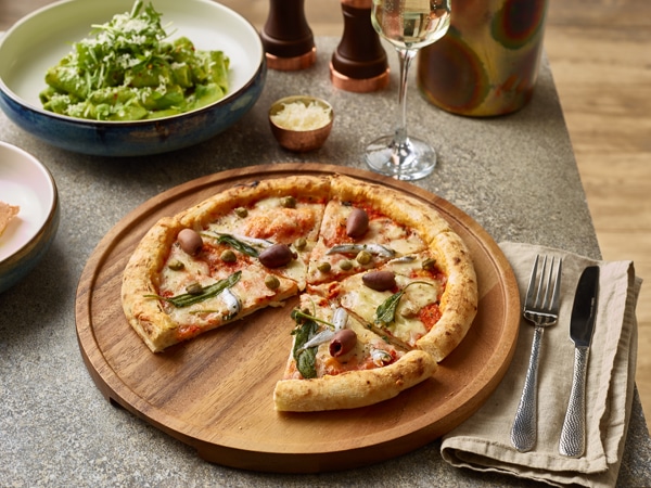 GenWare Acacia Wood Pizza Board 33cm 2 GenWare Acacia Wood Pizza Board 33cm - Image 2
