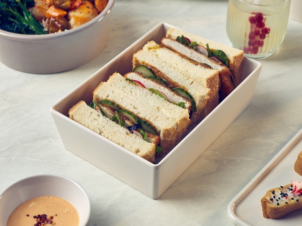 White Tokyo Melamine Salad Box 20.5 x 14.5 x 6cm - Pack of 6 2 White Tokyo Melamine Salad Box 20.5 x 14.5 x 6cm - Pack of 6 - Image 2