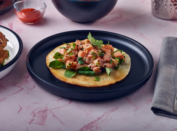 Black Copenhagen Round Melamine Plate 22.5cm - Pack of 6 2 Black Copenhagen Round Melamine Plate 22.5cm - Pack of 6 - Image 2