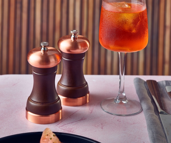 London Copper Salt/ Pepper Grinder 12cm 2 London Copper Salt/ Pepper Grinder 12cm - Image 2