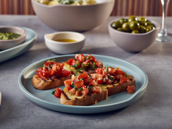 Jade Copenhagen Round Melamine Plate 22.5cm - Pack of 6 2 Jade Copenhagen Round Melamine Plate 22.5cm - Pack of 6 - Image 2