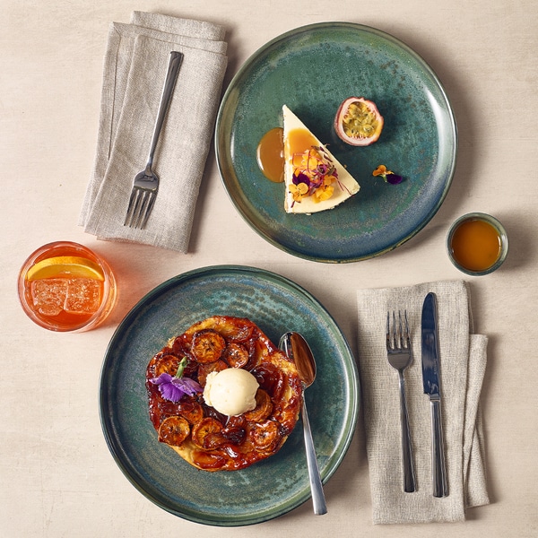 Terra Porcelain Aqua Green Coupe Plate 24cm - Pack of 6 2 Terra Porcelain Aqua Green Coupe Plate 24cm - Pack of 6 - Image 2