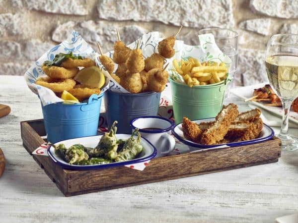 Greaseproof Paper Green Floral Print 25 x 20cm 2 Greaseproof Paper Green Floral Print 25 x 20cm - Image 2