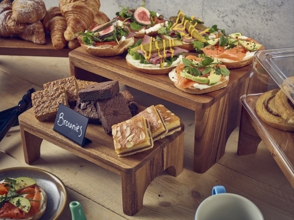 Genware Acacia Wood Buffet Riser GN 1/3 12cm (H) 3 Genware Acacia Wood Buffet Riser GN 1/3 12cm (H) - Image 3