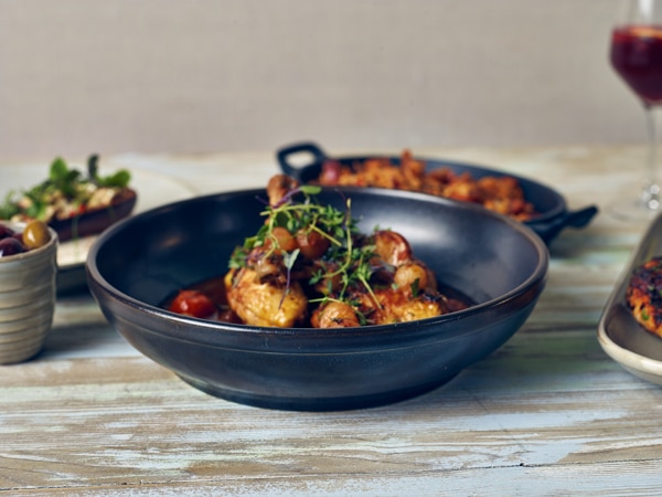 Terra Porcelain Black Coupe Bowl 27.5cm - Pack of 6 2 Terra Porcelain Black Coupe Bowl 27.5cm - Pack of 6 - Image 2