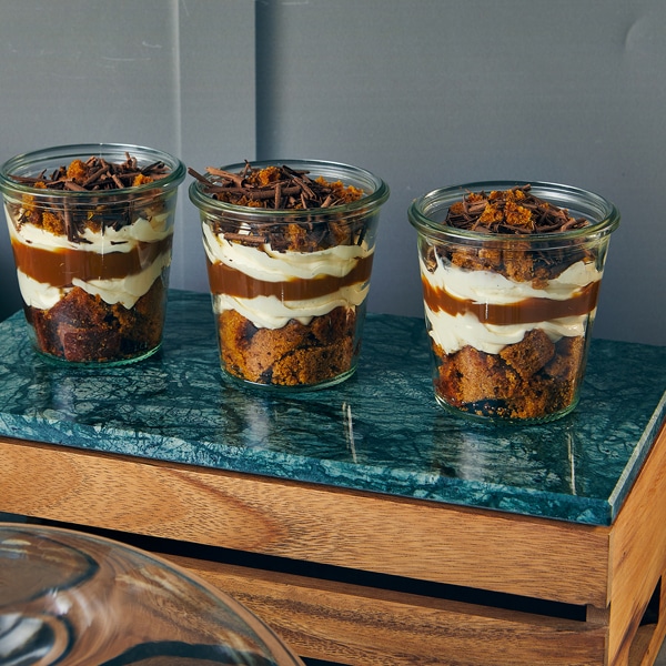 GenWare Green Marble Platter 32 x 18cm GN 1/3 3 GenWare Green Marble Platter 32 x 18cm GN 1/3 - Image 3